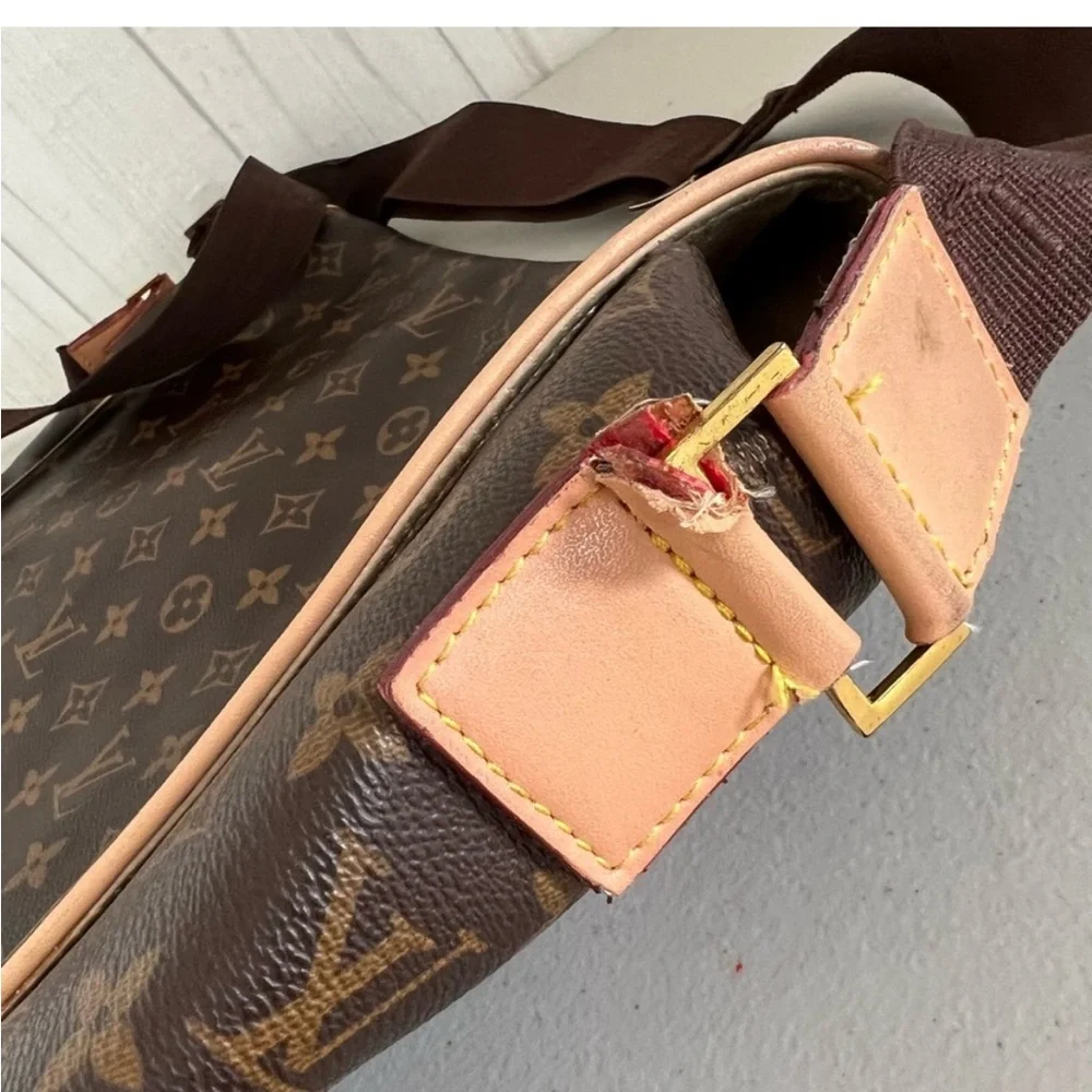 Louis Vuitton Brown Monogram Messenger Bag with Gold Hardware